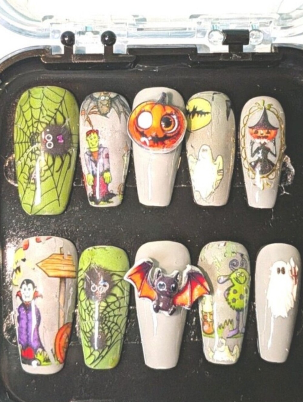 Hand CRAFTED Halloween Nail Art Set - Green & Gray Spooky Designs Sz M